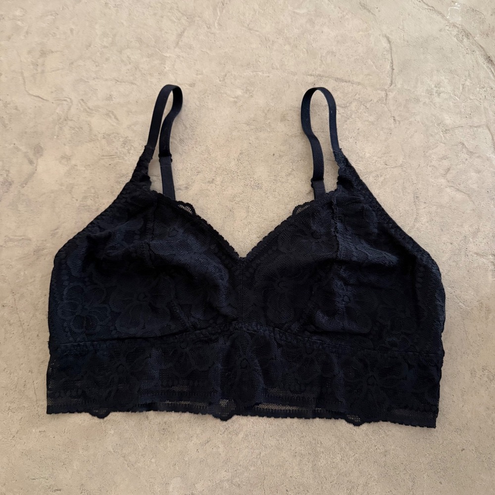 PINK Victoria's Secret Black Floral Lace Bralette Longline V-Neck Large